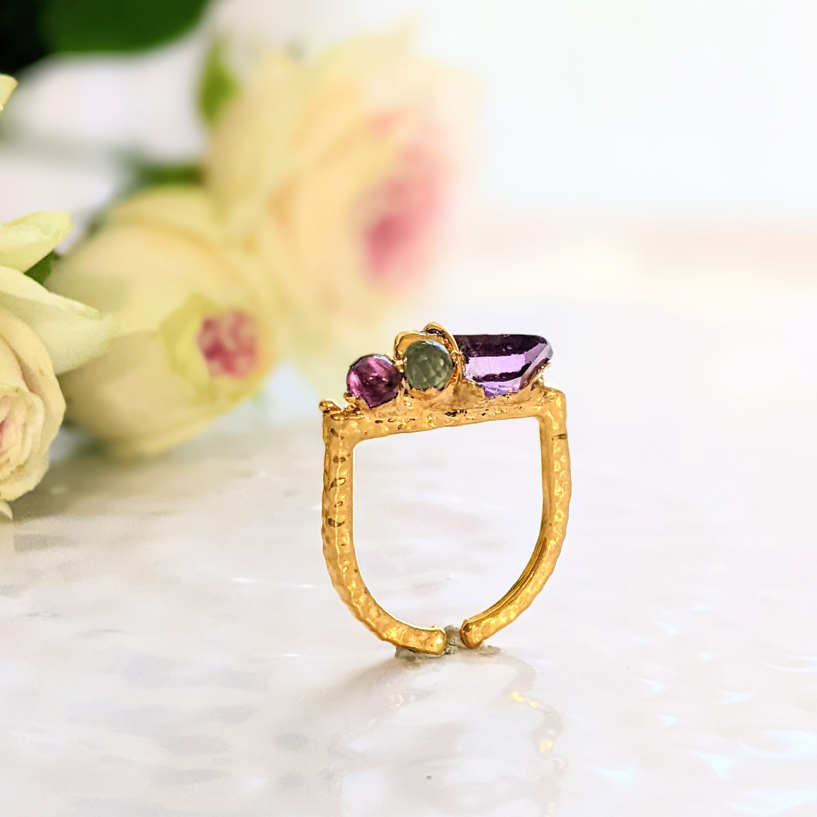 ベラクルスアメジストとペリドット、ピンクトルマリンのコラージュリング