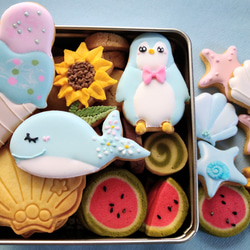 Creema限定『夏のクッキー缶』選べる!クジラとペンギンのアイス屋さん※白砂糖不使用身体に優しいアイシングクッキー 1枚目の画像