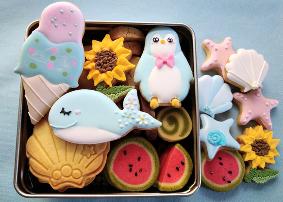 Creema限定『夏のクッキー缶』選べる!クジラとペンギンのアイス屋さん※白砂糖不使用身体に優しいアイシングクッキー 1枚目の画像