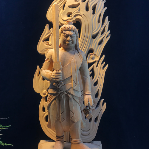 希少 供養品 仏像 不動明王 火炎光背 災難除去 仏師彫り 仏教美術 高さ