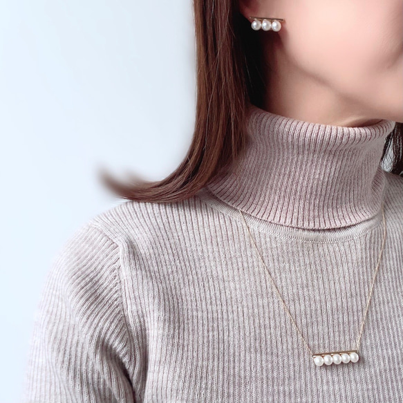 パイプバーと3連パールのピアス/イヤリング 10枚目の画像