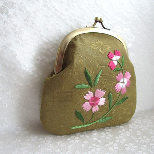 日本刺繍 』＊撫子＊がま口ポーチ・化粧ポーチ し鶯色＊ピンク