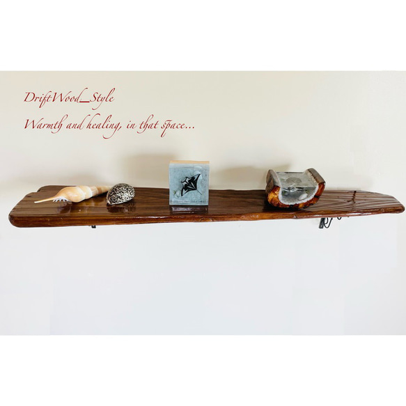 流木インテリア 波に揉まれた流木板のウォールシェルフ ラック フォト ディスプレイ ウォールデコ 壁掛け 棚 北欧 古木 2枚目の画像