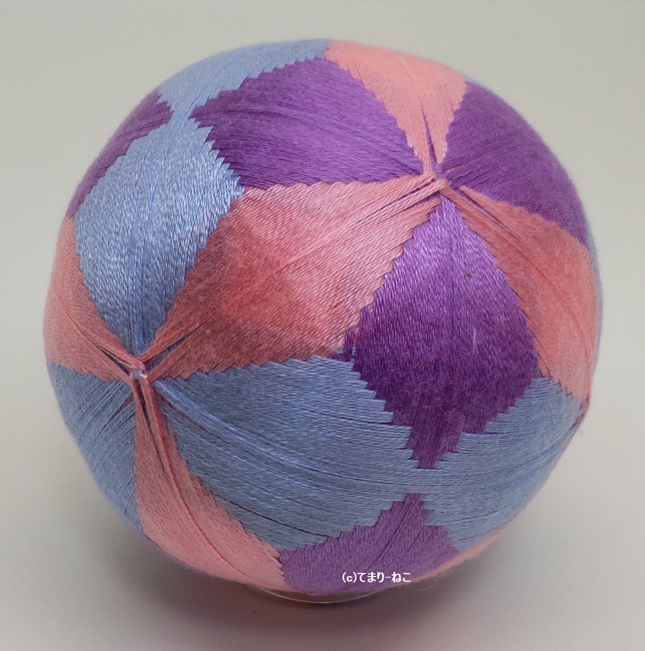 てまり「３色の三菱合わせ」紫陽花 藤桃空 9cm 手まり 手毬 手鞠