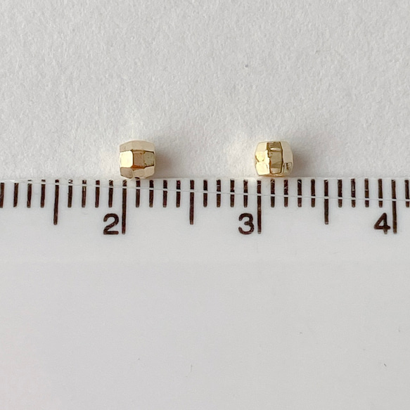 新商品　14kgf シンプル　多角形ビーズ　B 3mm  10個　穴あき　アクセサリー作成に 3枚目の画像