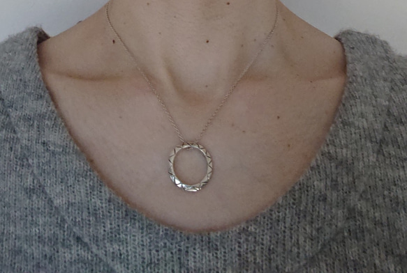 "Circle  reversible"  silver necklace 【再販】 3枚目の画像