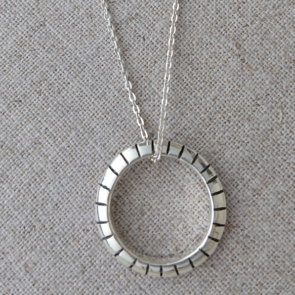 "Circle  reversible"  silver necklace 【再販】 1枚目の画像