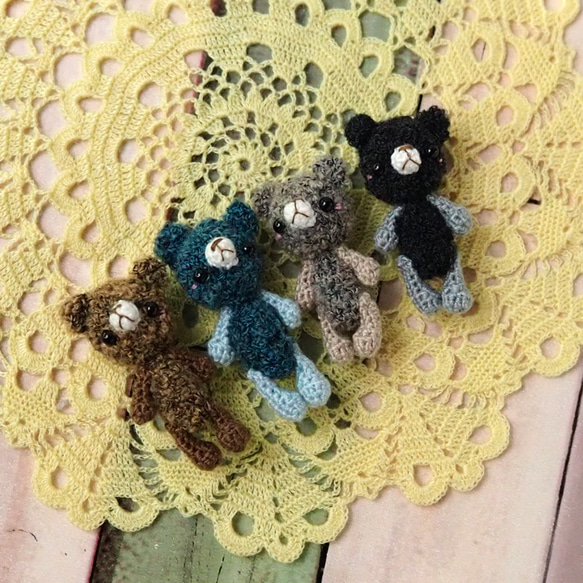 受注生産】ミニチュア あみぐるみ ふわふわ クマ ドールハウスのお友達