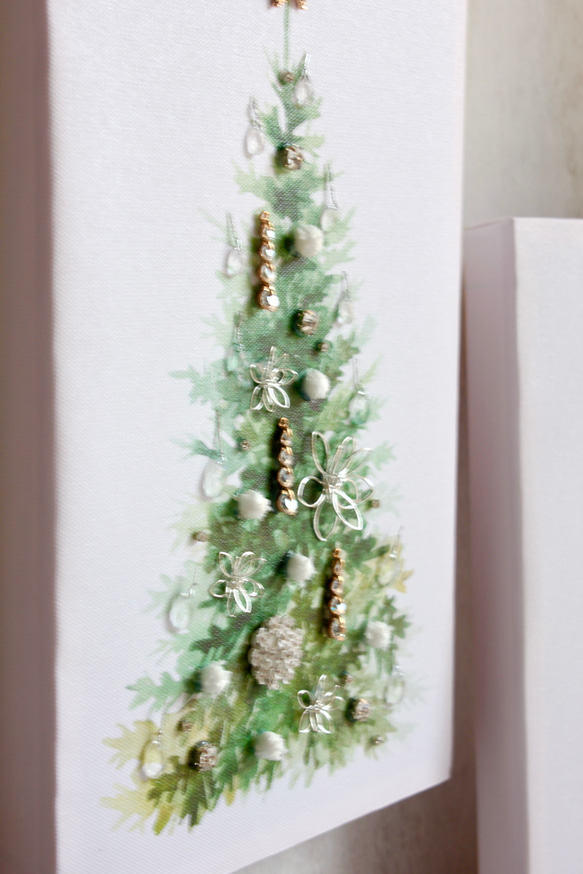キャンバスの中のクリスマスツリー 7枚目の画像