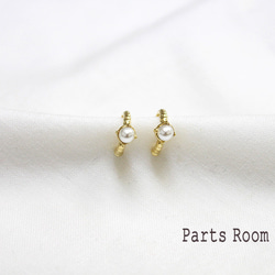 [2 件] 1 個珍珠迷你耳夾 [金色]-mt-3707 第1張的照片