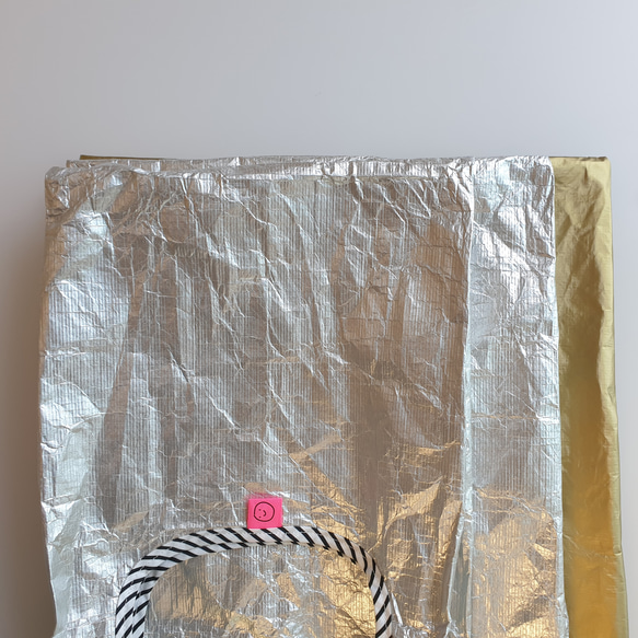 SML/しっとり素敵なマットゴールドのエコバッグ／マチ広たっぷり撥水素材デュポン社製タイベックシルバー✨ 7枚目の画像