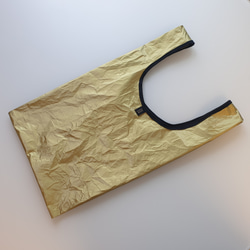 SML/しっとり素敵なマットゴールドのエコバッグ／マチ広たっぷり撥水素材デュポン社製タイベックシルバー✨ 4枚目の画像