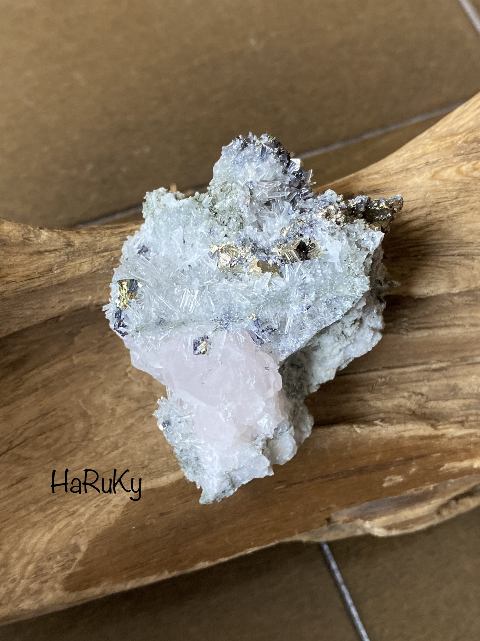 パイライト＋ピンクスティルバイト&クォーツ　パイライト 原石 10 天然石