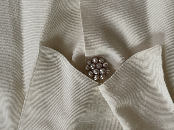 淡水パールブローチ　胸元に印象的なワンポイント[販売中BとDのみ］ 10枚目の画像