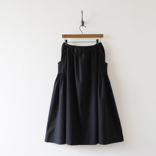 再入荷 夏2025 85cm 縦つまみ細工タック入ポケット ロング