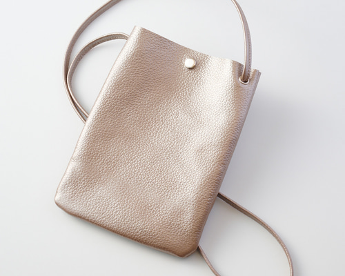 日本製】本革シュリンクレザー Mサコッシュ スマホショルダー