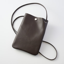 【日本製】本革シュリンクレザー Mサコッシュ スマホショルダー スマホポーチ 【ショルダー長さ自由調節】ブラウン 1枚目の画像