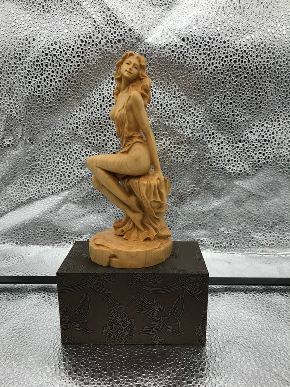 極上の木彫】美女 裸婦像 賞翫 彫刻工芸品 置物 彫刻 StarTreet 通販