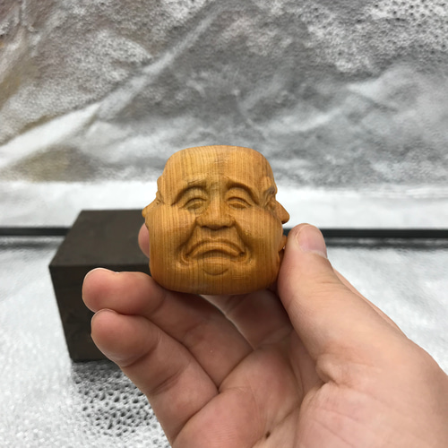 極上の木彫】四面仏 喜怒哀楽 木工細工 彫刻 置物 彫刻 StarTreet 通販
