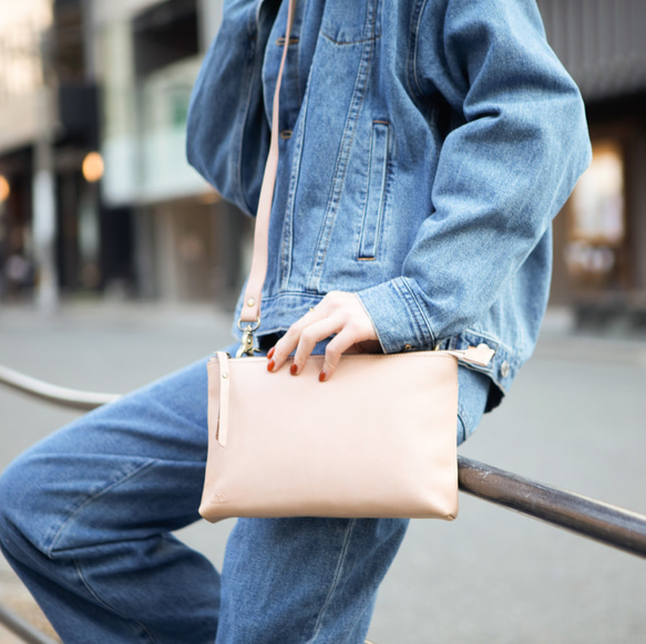 【ゆん】フルラ✨️ライク　3way　ショルダーバッグ　ハンドバッグ　変形 ゆん】フルラ✨️ライク 3way ショルダーバッグ ハンドバッグ 変形