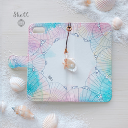 【スマホショルダーにもなる】貝殻の手帳型スマホケース　レインボー　壁紙&ストラップ付き 1枚目の画像