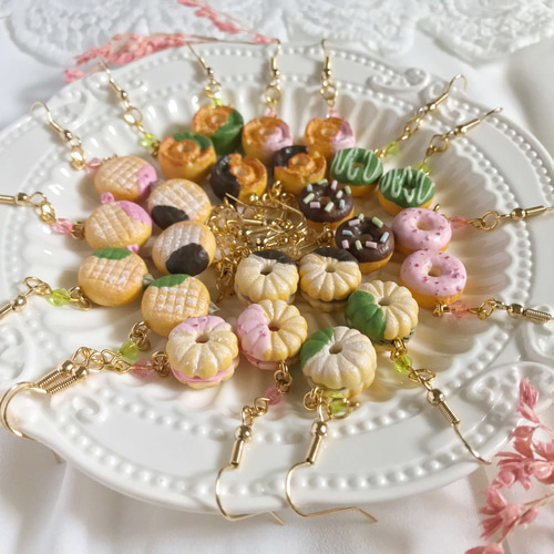 抹茶ドーナツピアス（イヤーフック/イヤークリップ） ピアス（フック