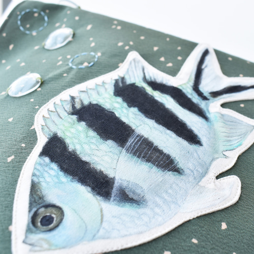 黒鯛　ショルダーバッグ　ハンドメイド　デニム生地　魚 黒鯛ショルダーバッグハンドメイドデニム生地魚