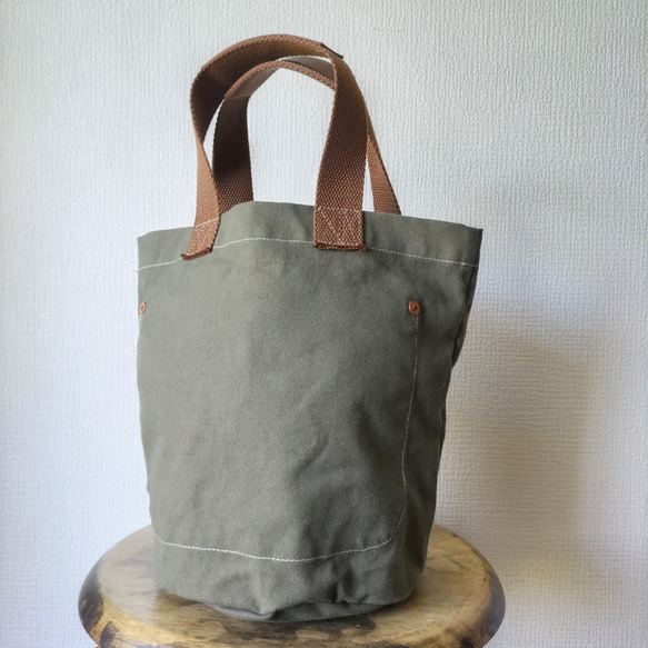 OLIVE COTTON CANVAS BUCKET TOTEBAG オリーブコットンキャンバスバケツトートバッグ 3枚目の画像