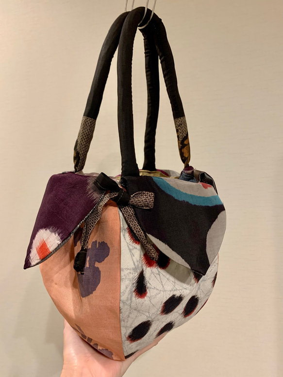 ✴︎✴︎✴︎SALE!!＊アンティーク着物のパッチワークコロンバッグ 