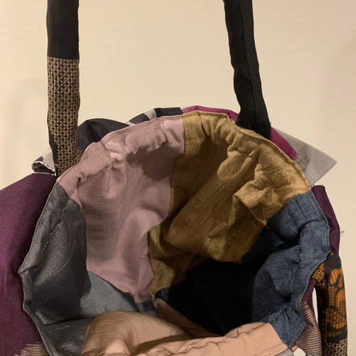✴︎✴︎✴︎SALE!!＊アンティーク着物のパッチワークコロンバッグ 