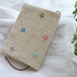 彩花　刺繍　文庫本　ブックカバー　 5枚目の画像