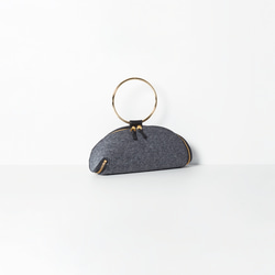 wmg. Thick felt small clutch bag / gray 1枚目の画像