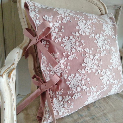 チュールレース 花刺繍 リボンクッションカバー リネン フレンチ