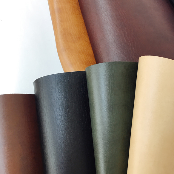 送料無料【A4】1.3mm 人工皮革　「クラシカル」本革風ビーガンレザー　カラー豊富♪　合皮　日本製 1枚目の画像