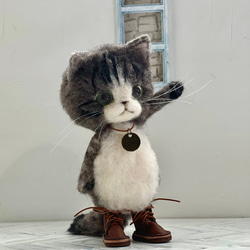 キジシロ猫の人形 羊毛フェルト ねこ　ぬいぐるみ 3枚目の画像