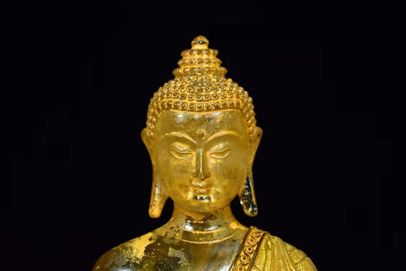 仏像 瑠璃製 釈迦牟尼 如来仏 世尊 仏教 賞物 置物 珍品希少唐物 仏像 瑠璃製 釈迦牟尼 如来仏 世尊 仏教 賞物 置物 珍品希少唐物