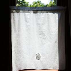 ホワイトコットン♪モチーフ付きシンプルカフェカーテン 65cm×68cm 1枚目の画像
