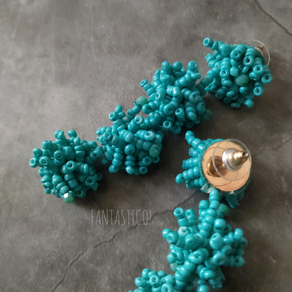 もりもりビーズ刺繍❤️エスニック珊瑚の大ぶりゆらゆらピアス❤️ハンド刺繍手刺繍 ターコイズブルー プレゼント ギフト 4枚目の画像