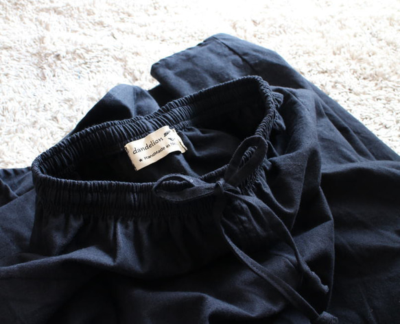 大尺寸 * 任何服裝 [自由排列裙子] 售出超過 1500 件 * 圓形裙子 * 黑色 第18張的照片