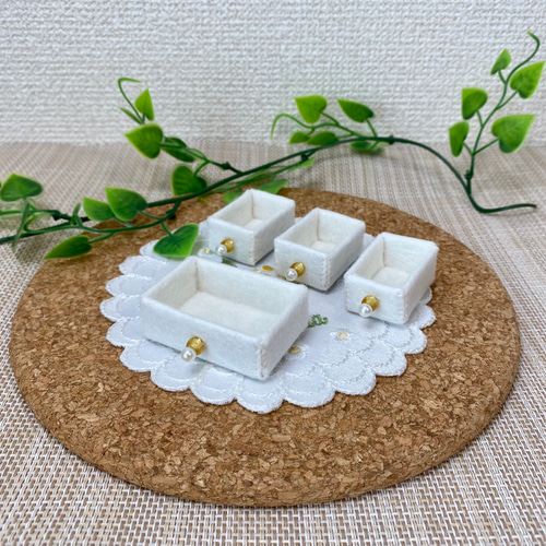 フェルトDEミニチュアシリーズ〜ドレッサー〜 その他置物