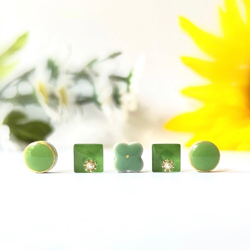 グリーン 緑 爽やか 透明感 大人 陶器 陶土 美濃焼 タイル ピアス