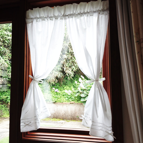 ホワイトコットンリボン付きカフェカーテン