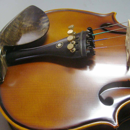 バイオリン用 顎当て ハードメイプル 楓 スドラド型