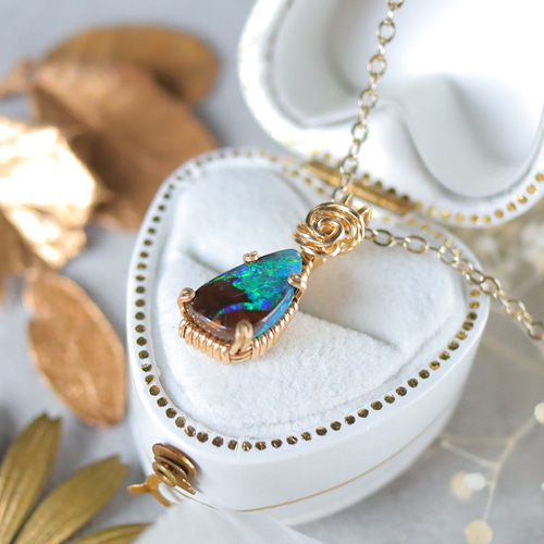 ボルダーオパール ワイヤー ペンダント ボルダーオパールのワイヤーペンダント k14GF | 天然石の