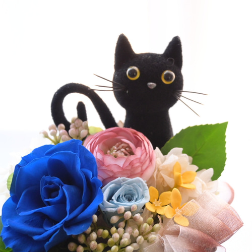花と猫 (ブルー系)プリザーブドフラワーアレンジメント 猫 フラワー
