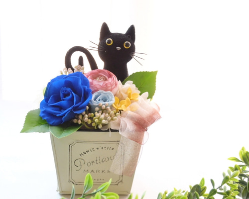 フラワーアレンジメント小物入れ 猫付き 壁掛け【ねこ】2way プリザーブドフラワー 猫 カーネーション 母