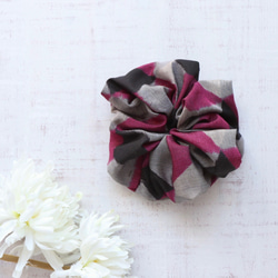 シックな大人アンティークシュシュ 2枚目の画像