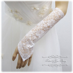 ウェディンググローブ ホワイト フィンガーレス 花柄 レースグローブ  指なし 手袋  g214 1枚目の画像