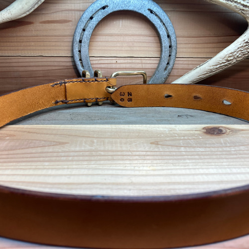 真鍮バックルアメリカンオイルレザーベルト ブラウン 71cm その他