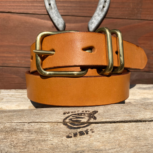 真鍮バックルアメリカンオイルレザーベルト ブラウン 71cm その他